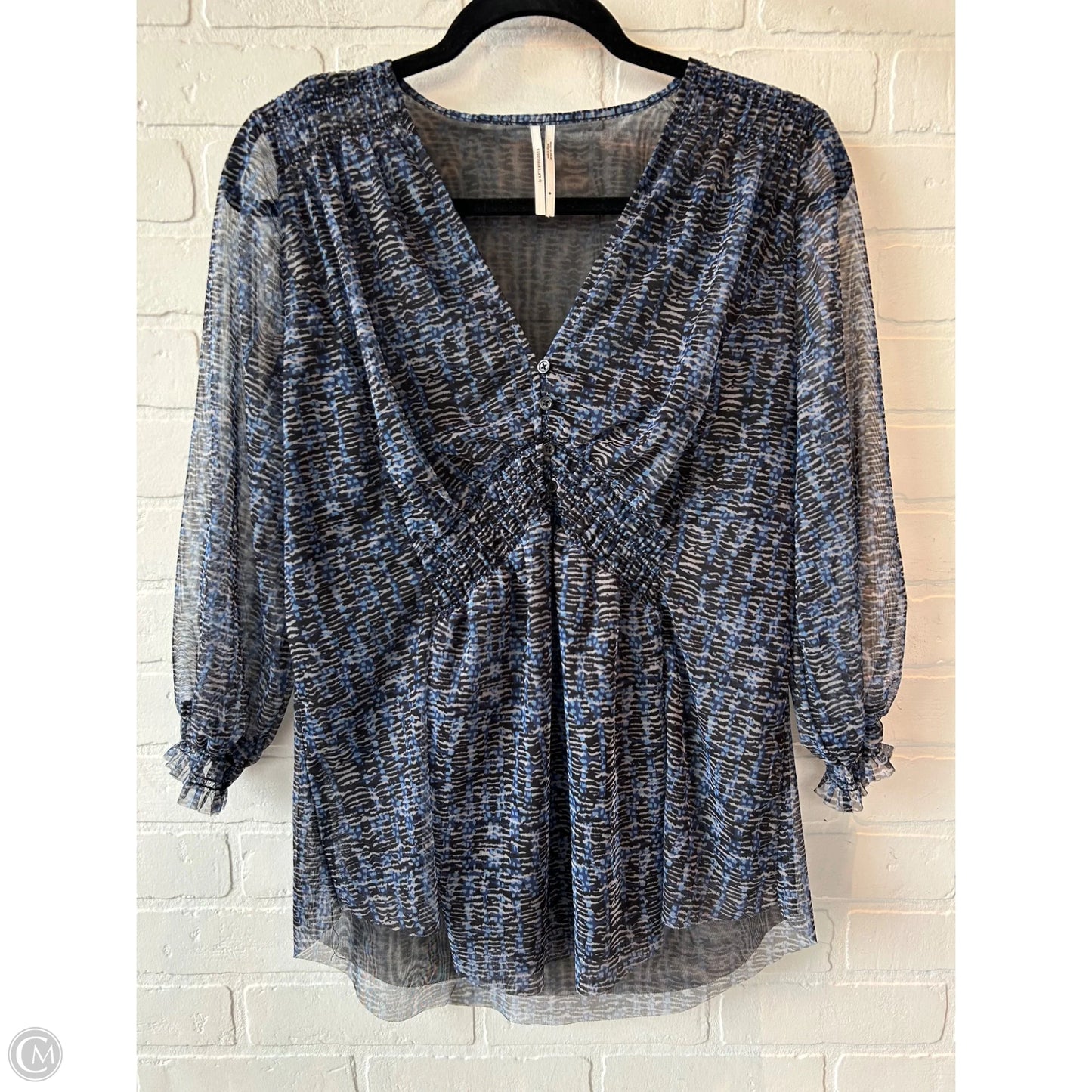 Top Long Sleeve By Anthropologie In Black & Blue, Size: M