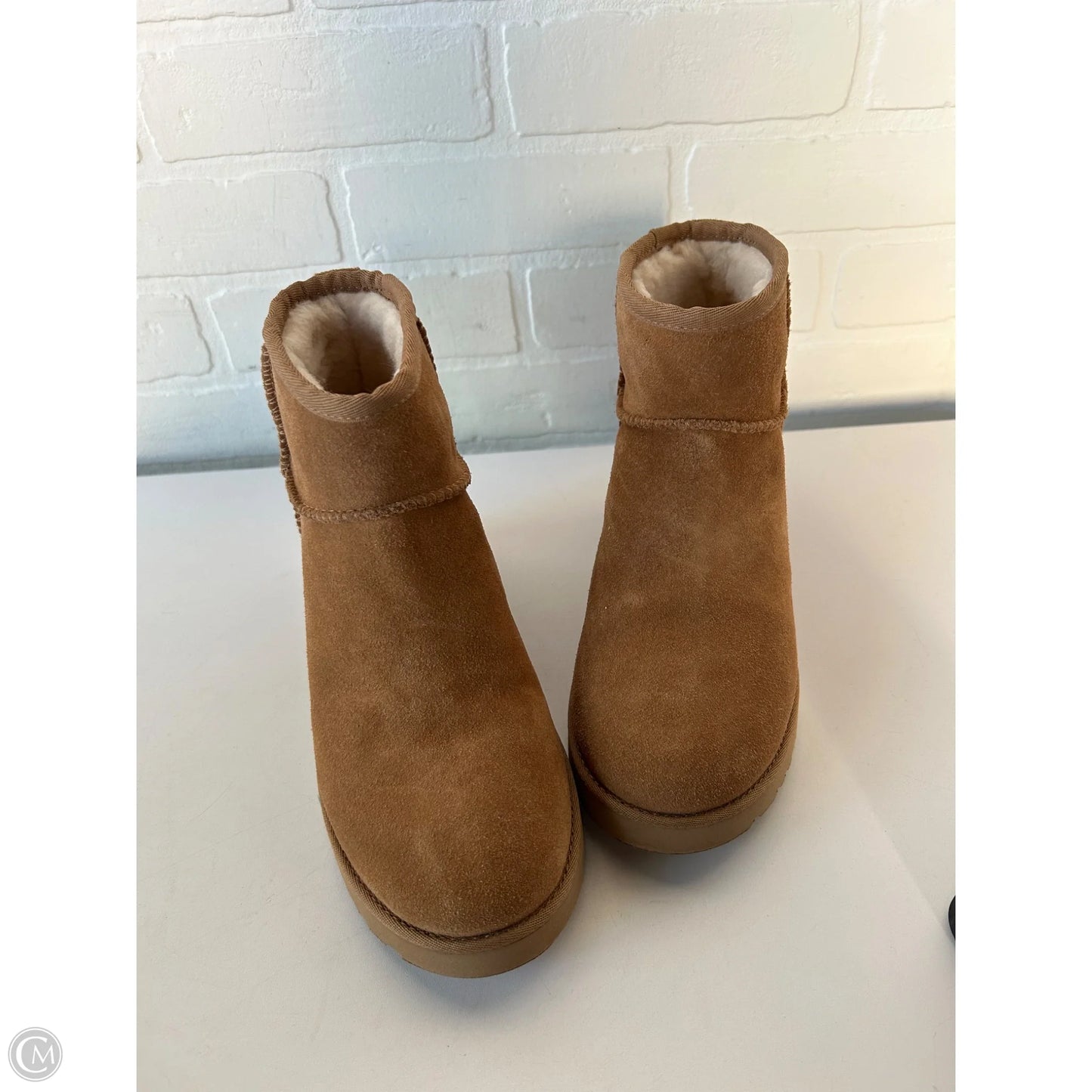 Boots Designer By Ugg In Tan, Size: 8