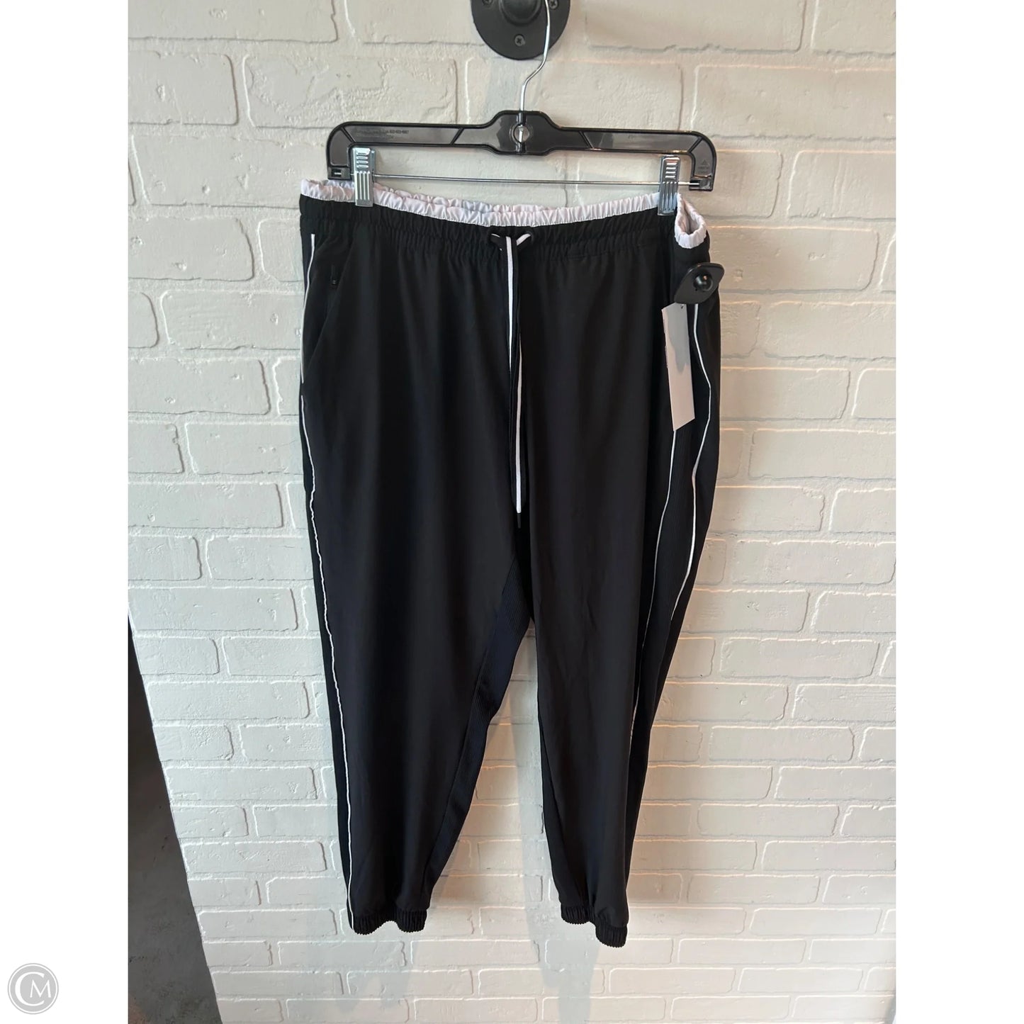Athletic Pants By Athleta In Black & White, Size: 14