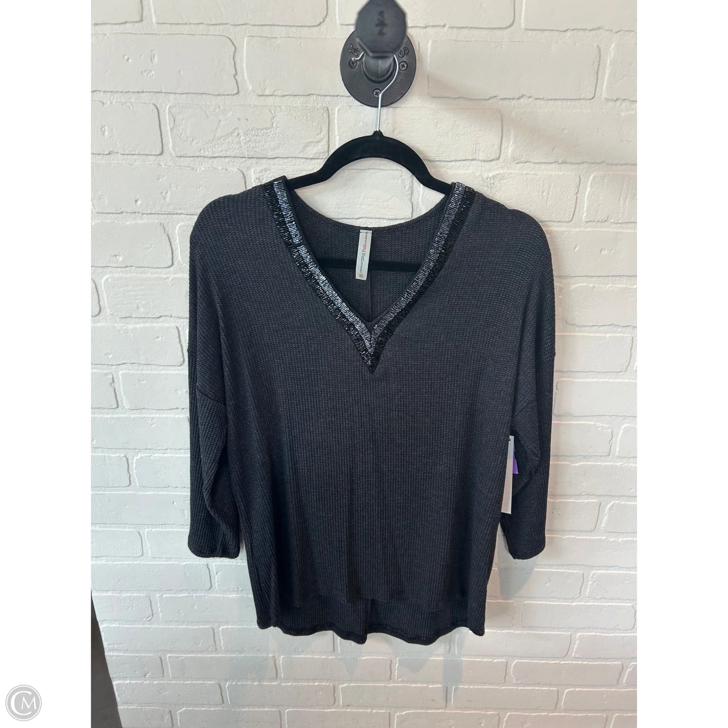 Top 3/4 Sleeve By Clothes Mentor In Grey, Size: Xl