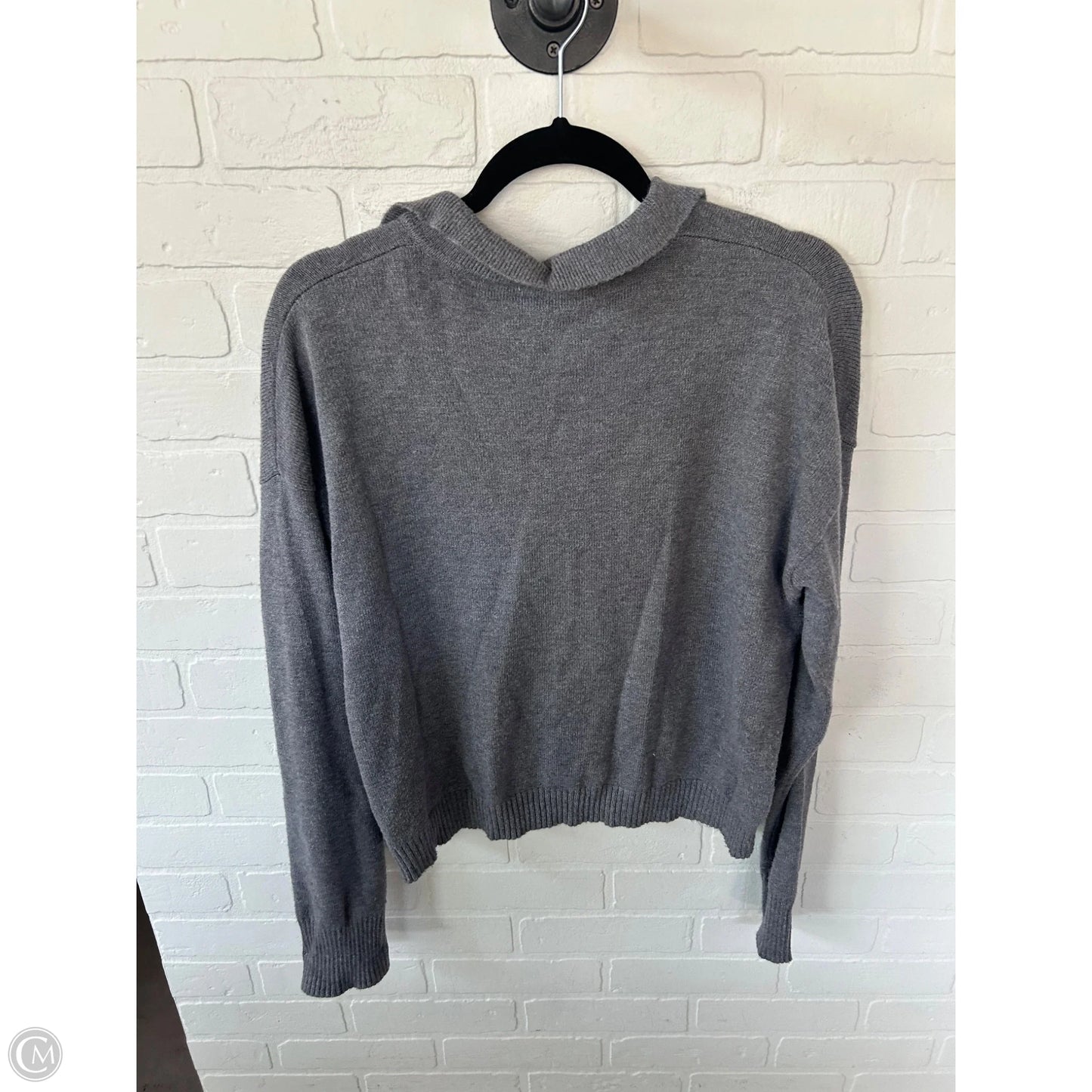 Sweater By Clothes Mentor In Grey, Size: L