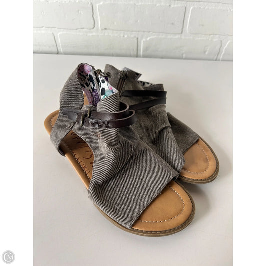 Sandals Flats By Blowfish In Grey & Tan, Size: 7.5
