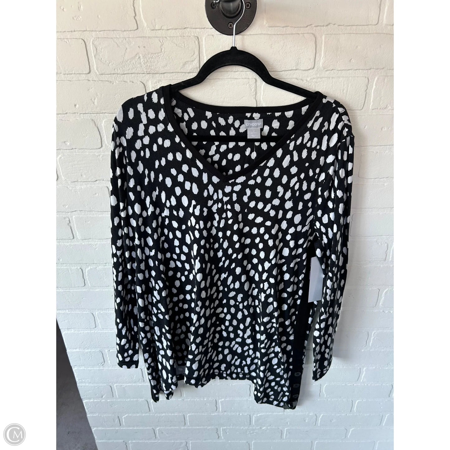 Tunic Long Sleeve By Chicos In Black & White, Size: L