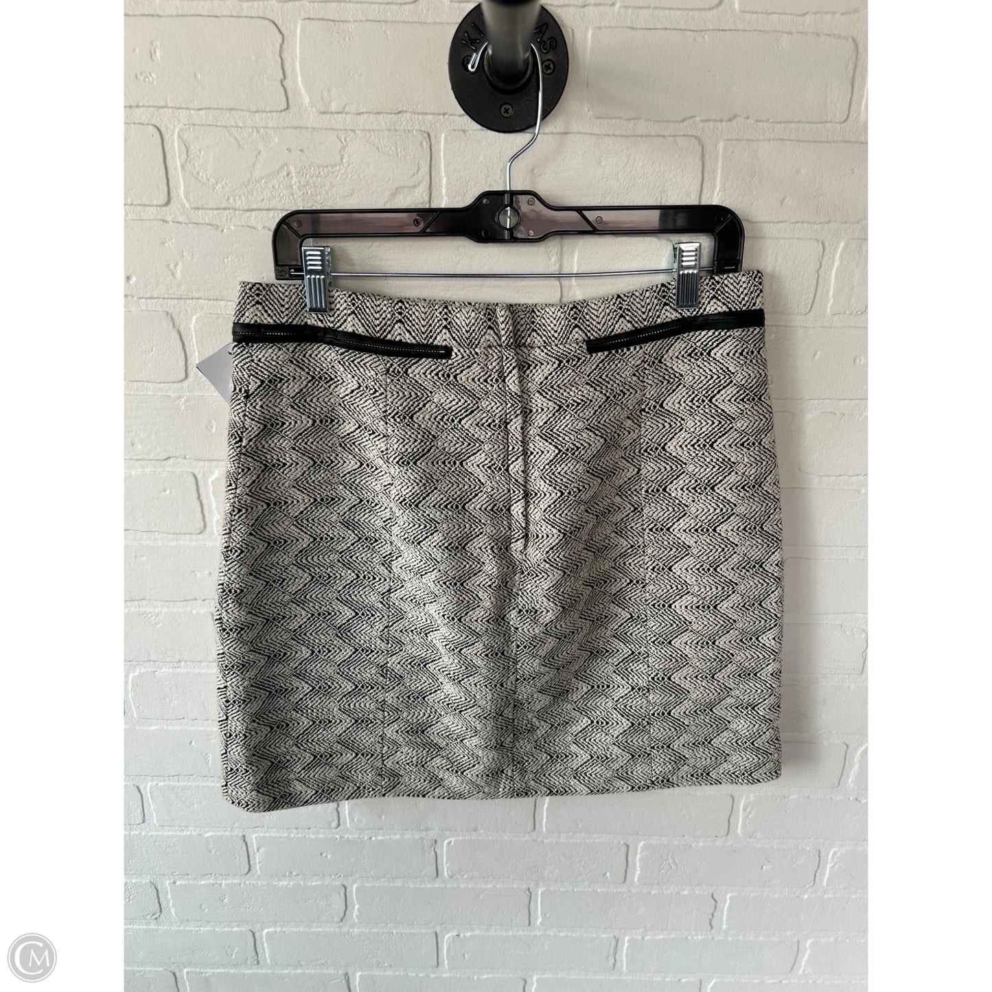 Skirt Mini & Short By H&m In Black & Cream, Size: 14