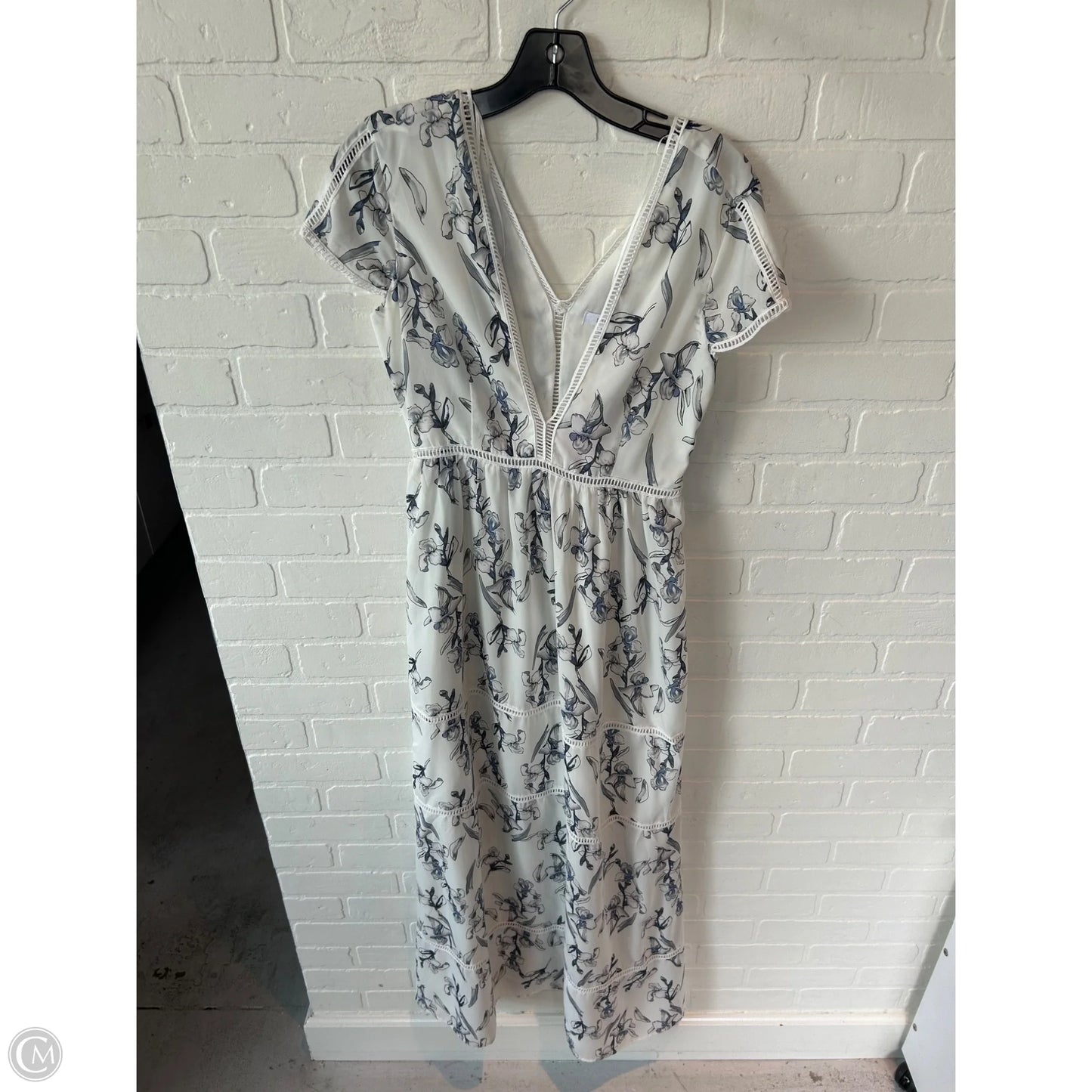 Dress Casual Maxi By Clothes Mentor In Blue & White, Size: S