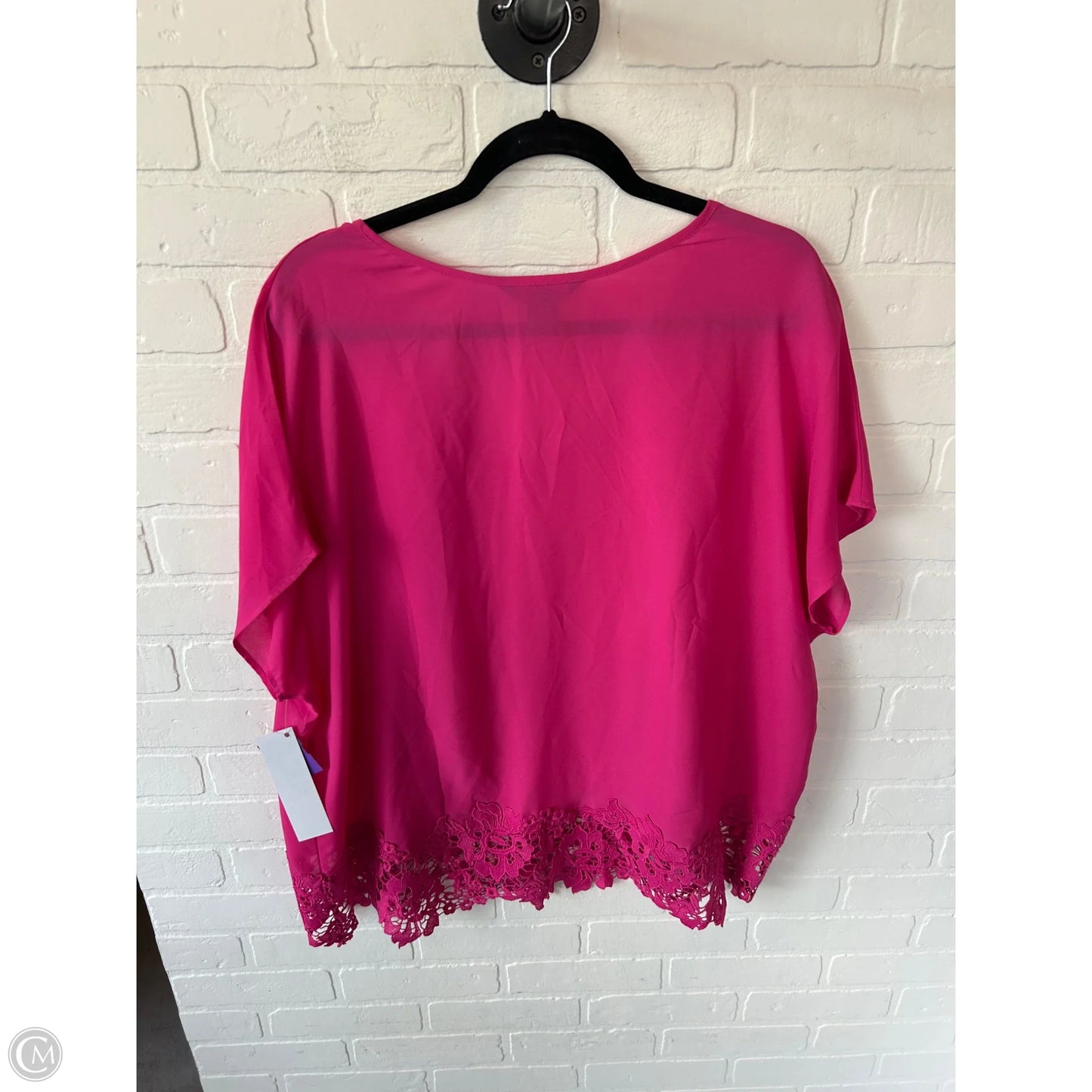 Top Short Sleeve By Investments In Pink, Size: Xl
