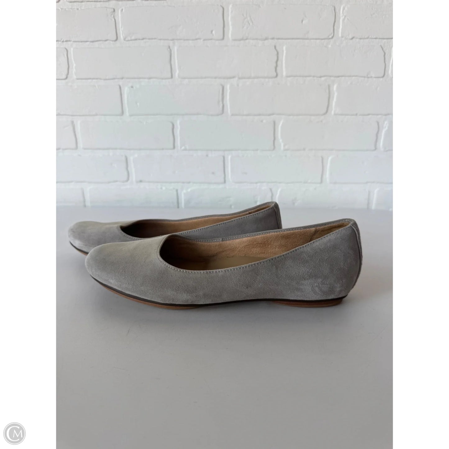 Shoes Flats By Naturalizer In Grey, Size: 8
