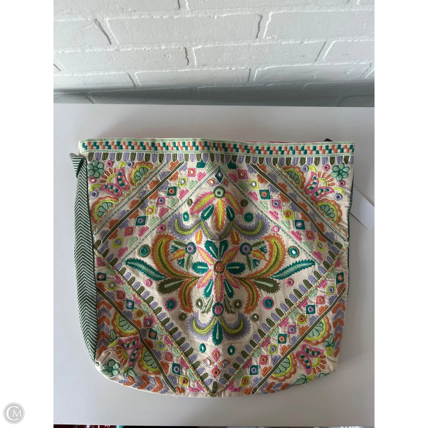 Tote By Clothes Mentor, Size: Large