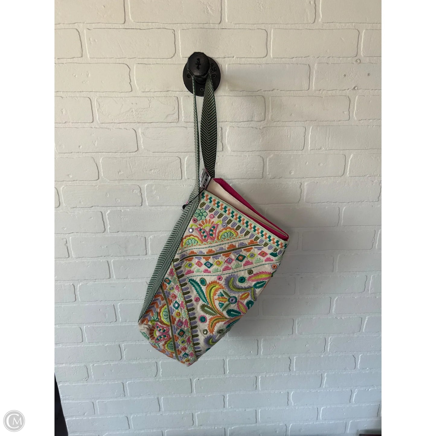 Tote By Clothes Mentor, Size: Large