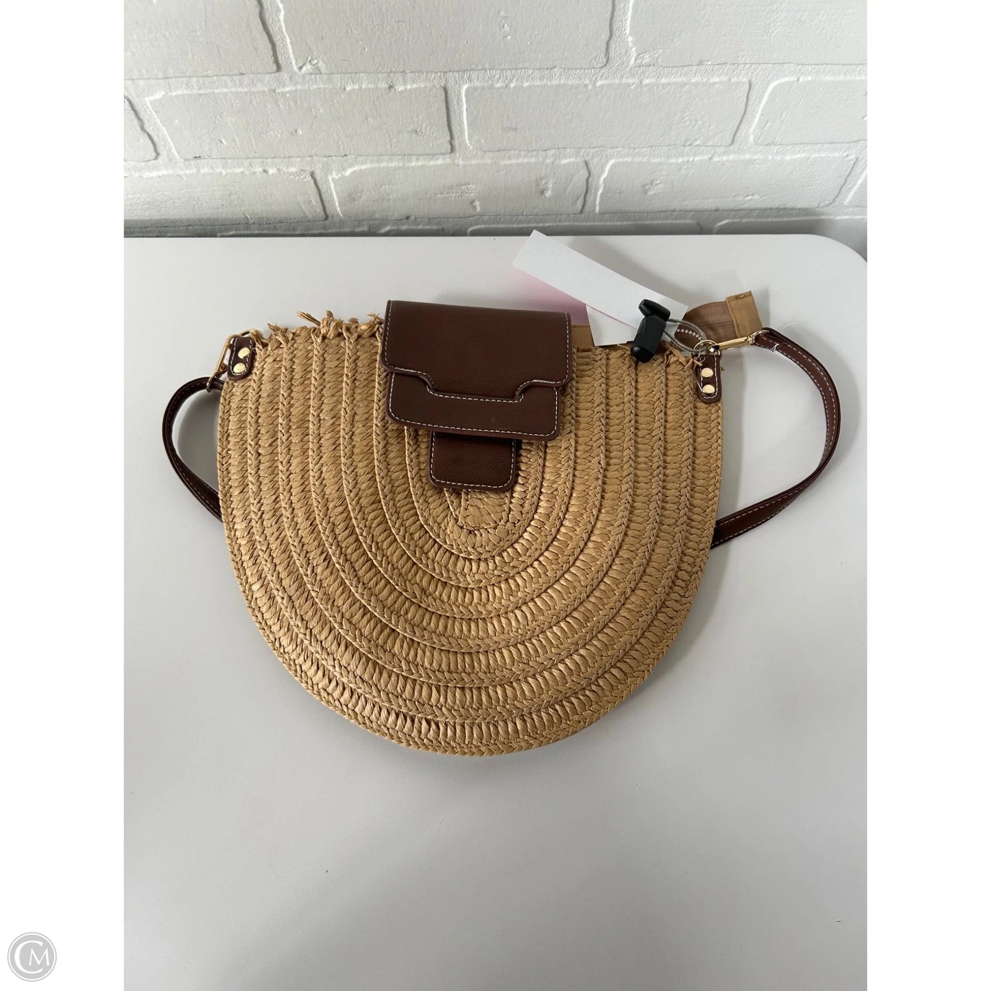 Crossbody By Clothes Mentor, Size: Medium