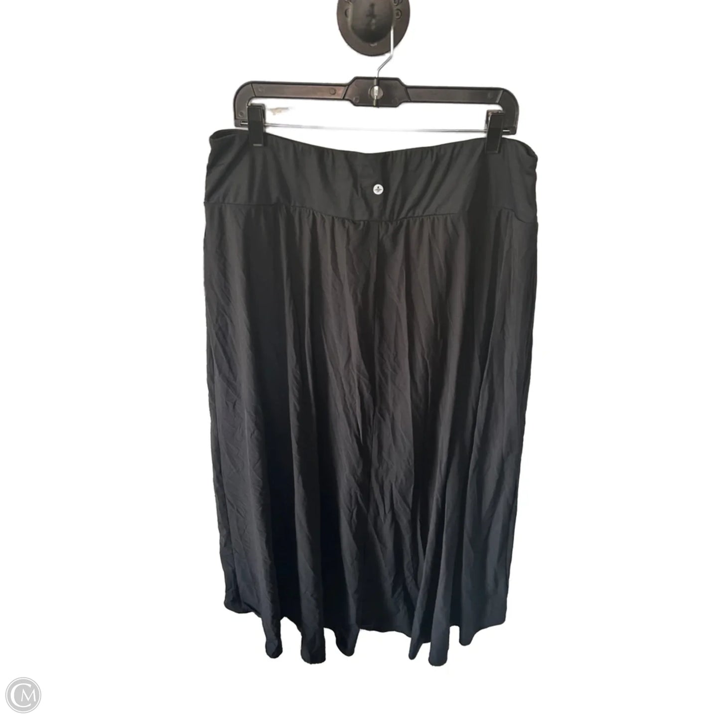 Skirt Maxi By Clothes Mentor In Black, Size: 18