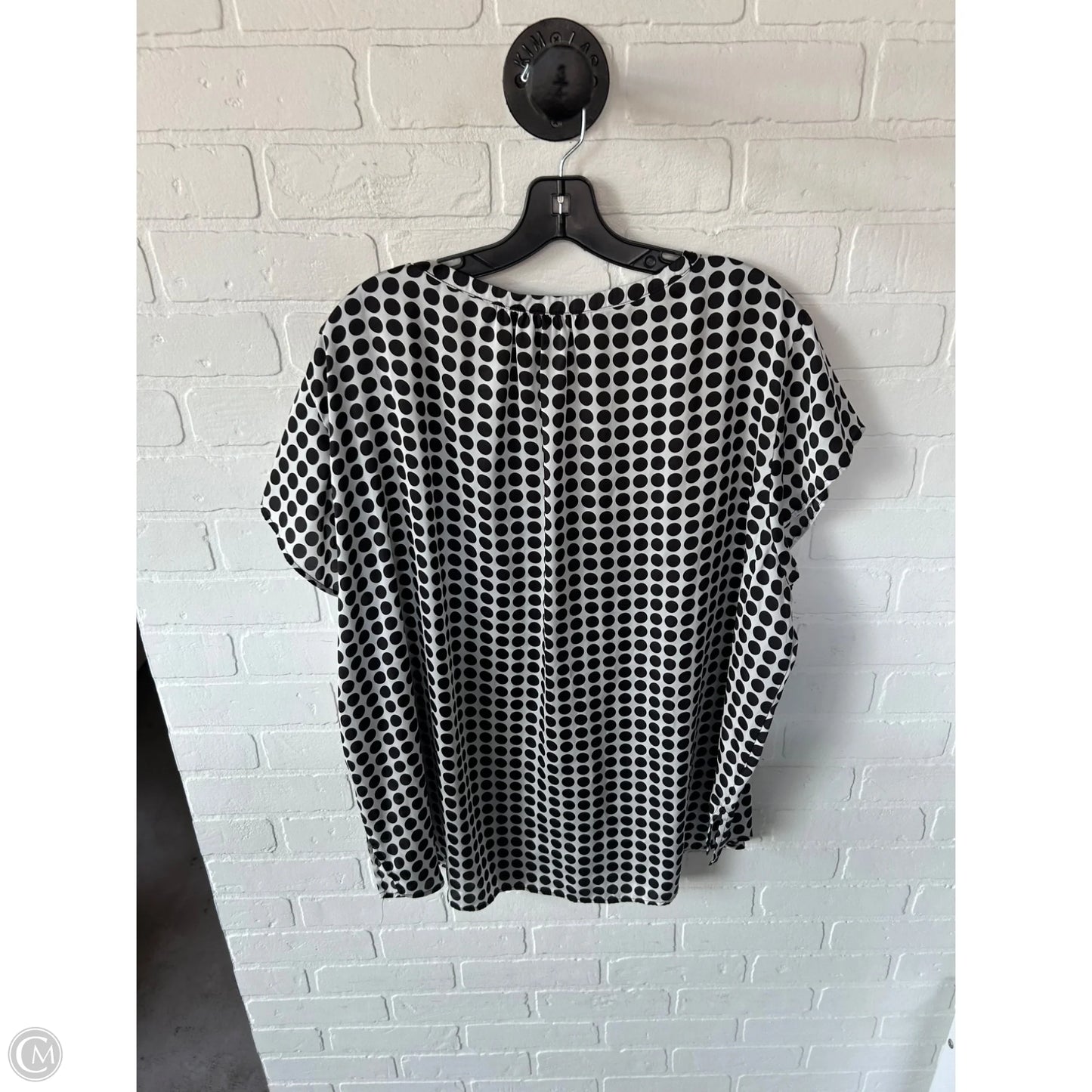 Top Short Sleeve By H&m In black & grey, Size: 3x
