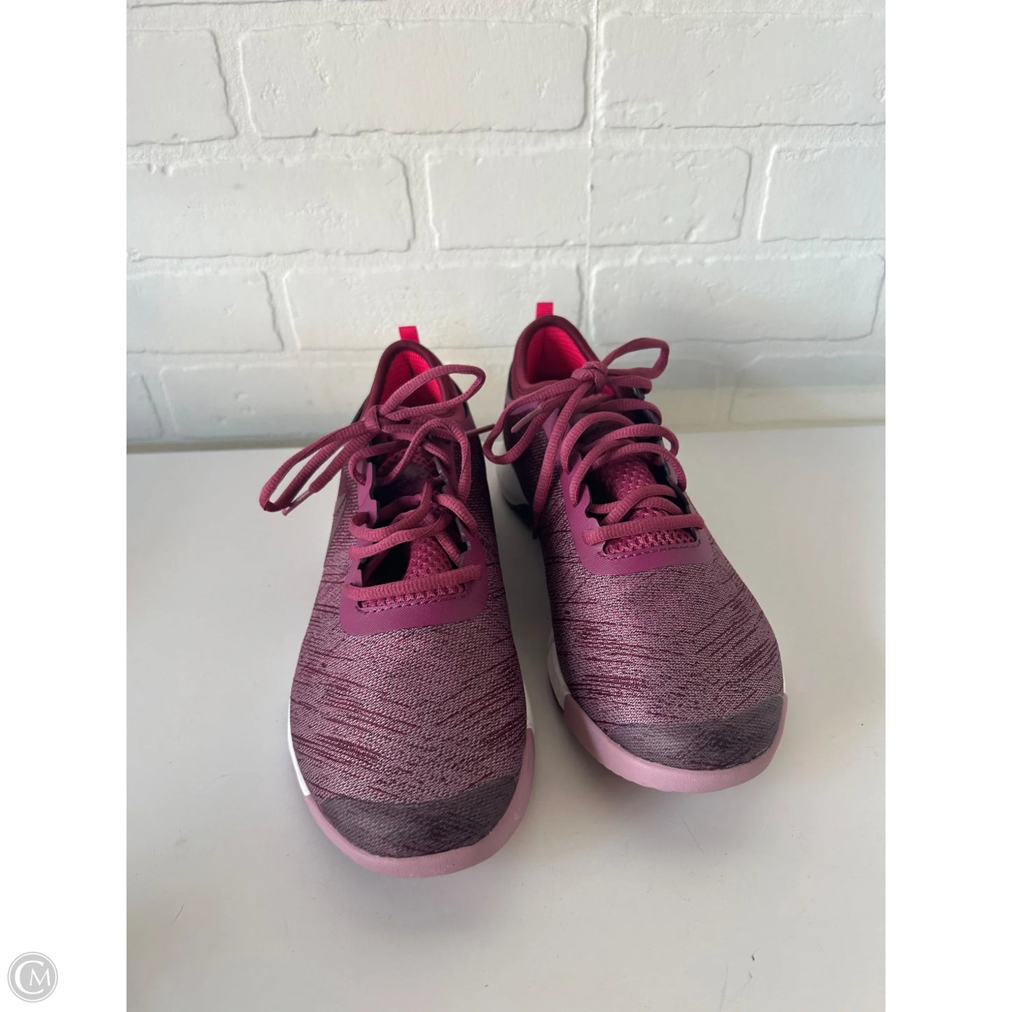 Shoes Athletic By Reebok In Red, Size: 9