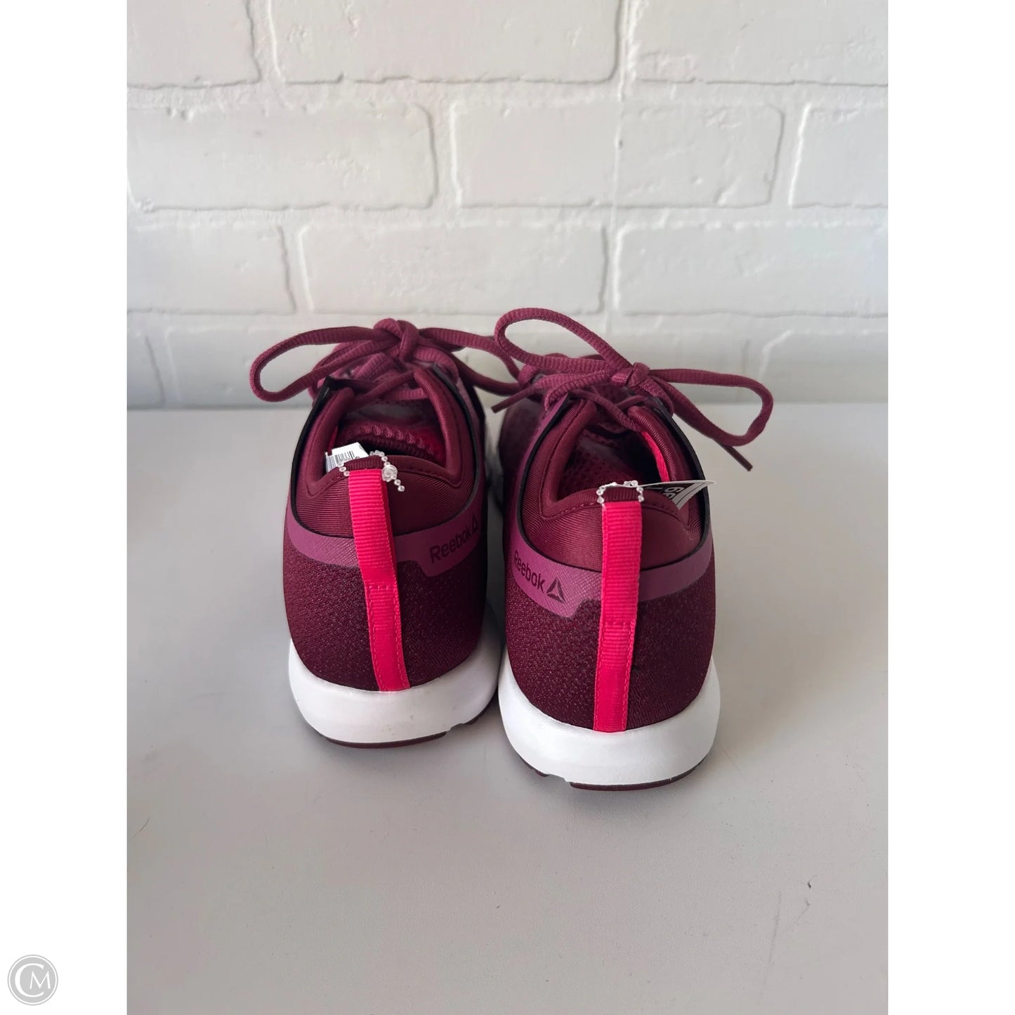 Shoes Athletic By Reebok In Red, Size: 9