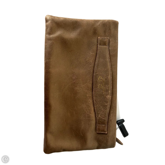 Clutch By Clothes Mentor, Size: Large