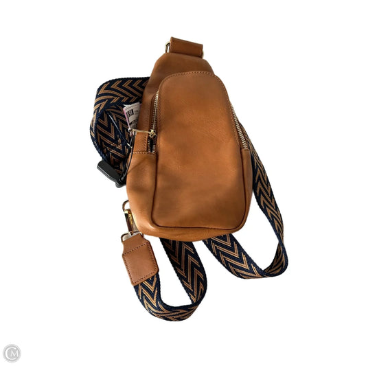 Crossbody By Clothes Mentor, Size: Medium
