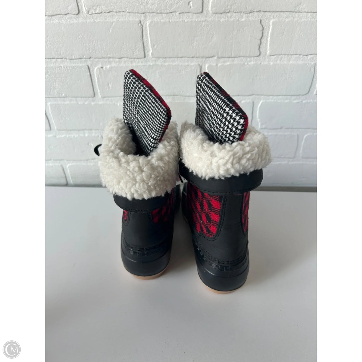 Boots Snow By Maurices In Black & Red, Size: 9