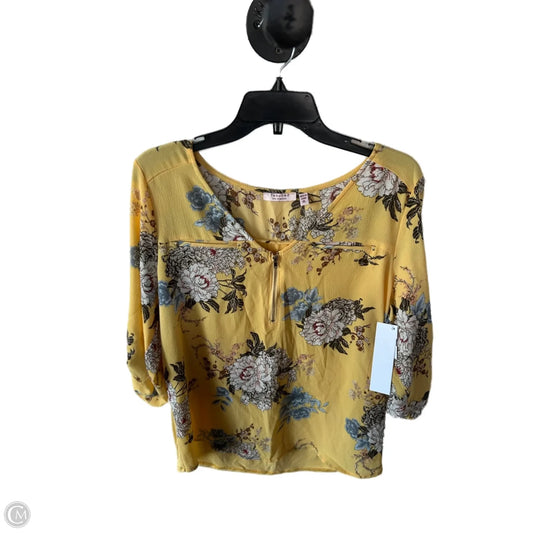Top 3/4 Sleeve By Clothes Mentor In Yellow, Size: Xl