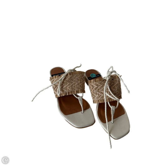 Sandals Flats By Cmc In White, Size: 7.5