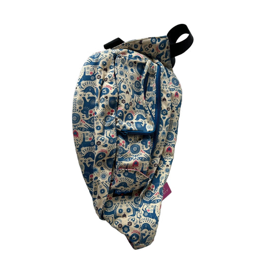Crossbody By Kavu, Size: Medium