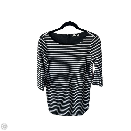 Dress Casual Short By Gap In Grey & White, Size: Xs