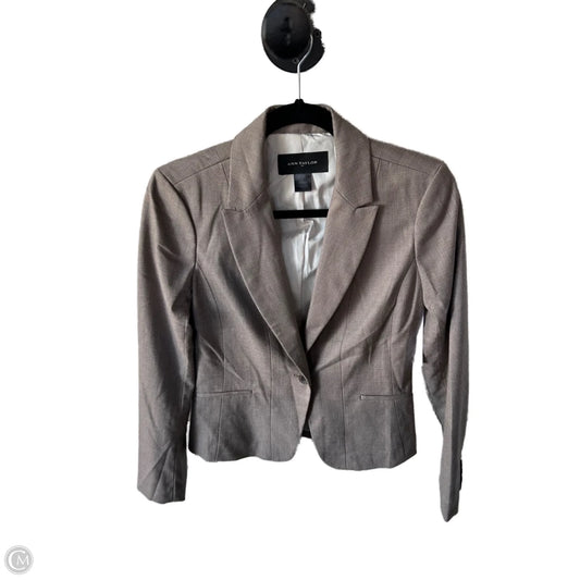 Blazer By Ann Taylor In Tan, Size: Xs