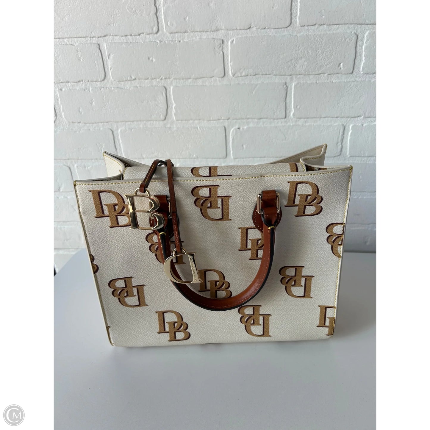 Handbag Designer By Dooney And Bourke, Size: Medium