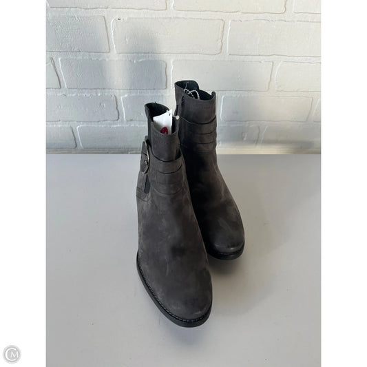 Boots Ankle Heels By Paul Green In Grey, Size: 7