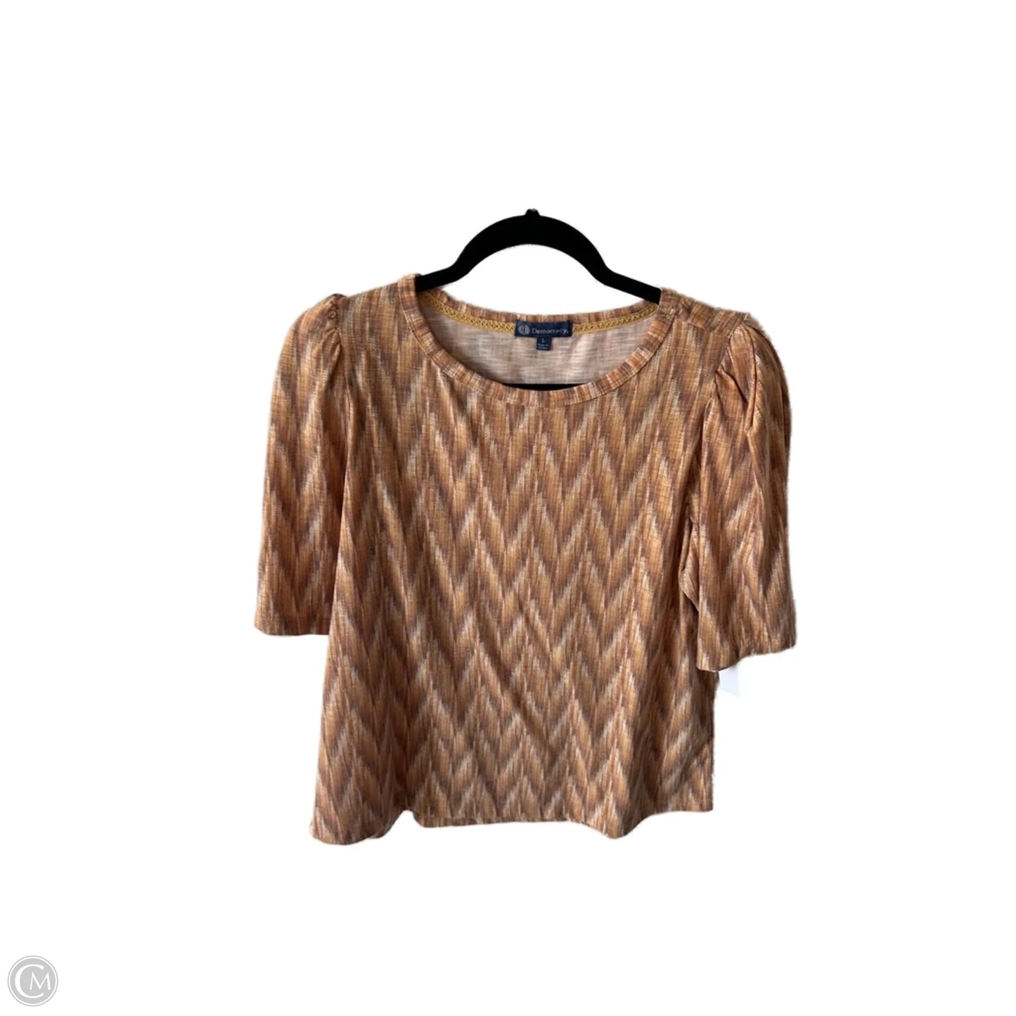 Top Short Sleeve By Democracy In Brown & Yellow, Size: L