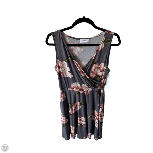 Dress Casual Short By Kaileigh In Grey & Pink, Size: L