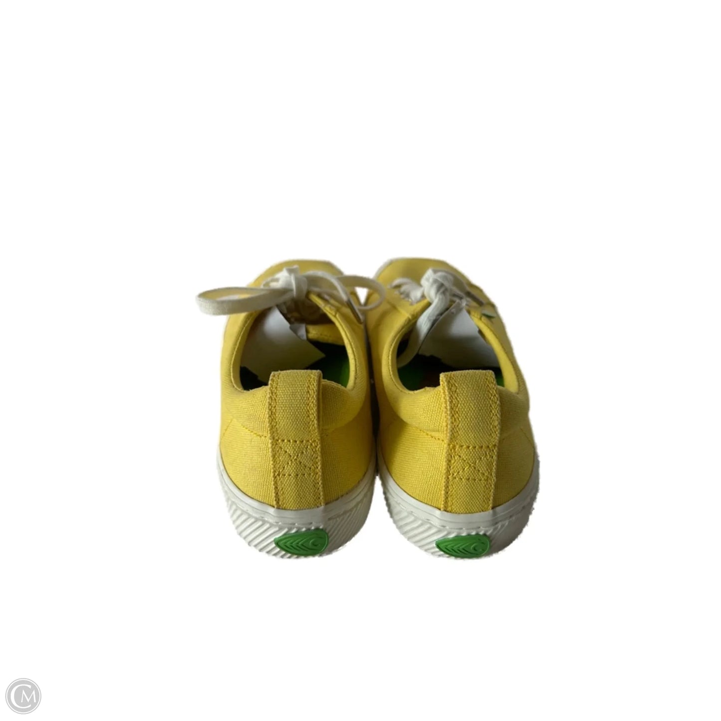 Shoes Sneakers By Cariuma In Yellow, Size: 8.5