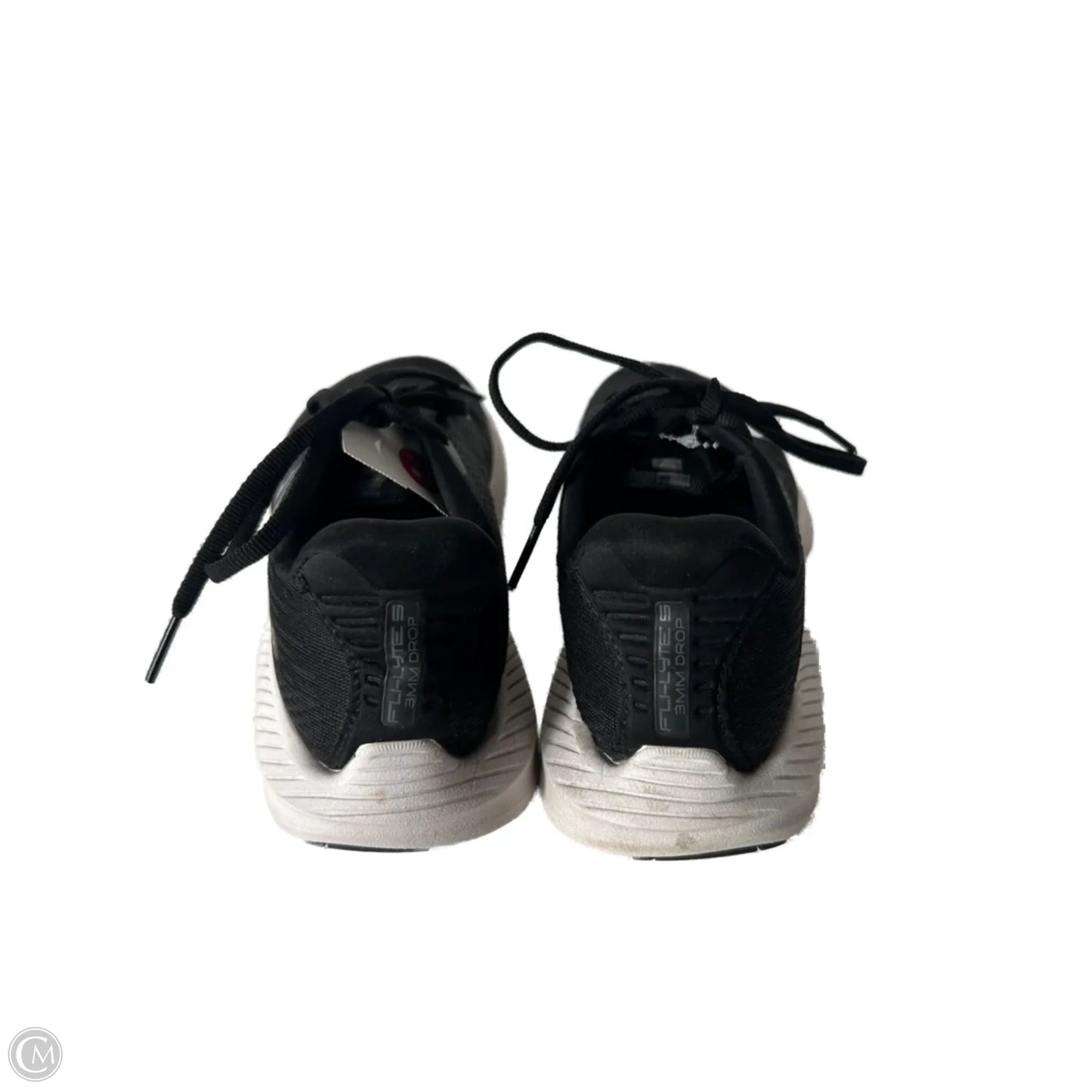 Shoes Athletic By Clothes Mentor In Black & White, Size: 8.5