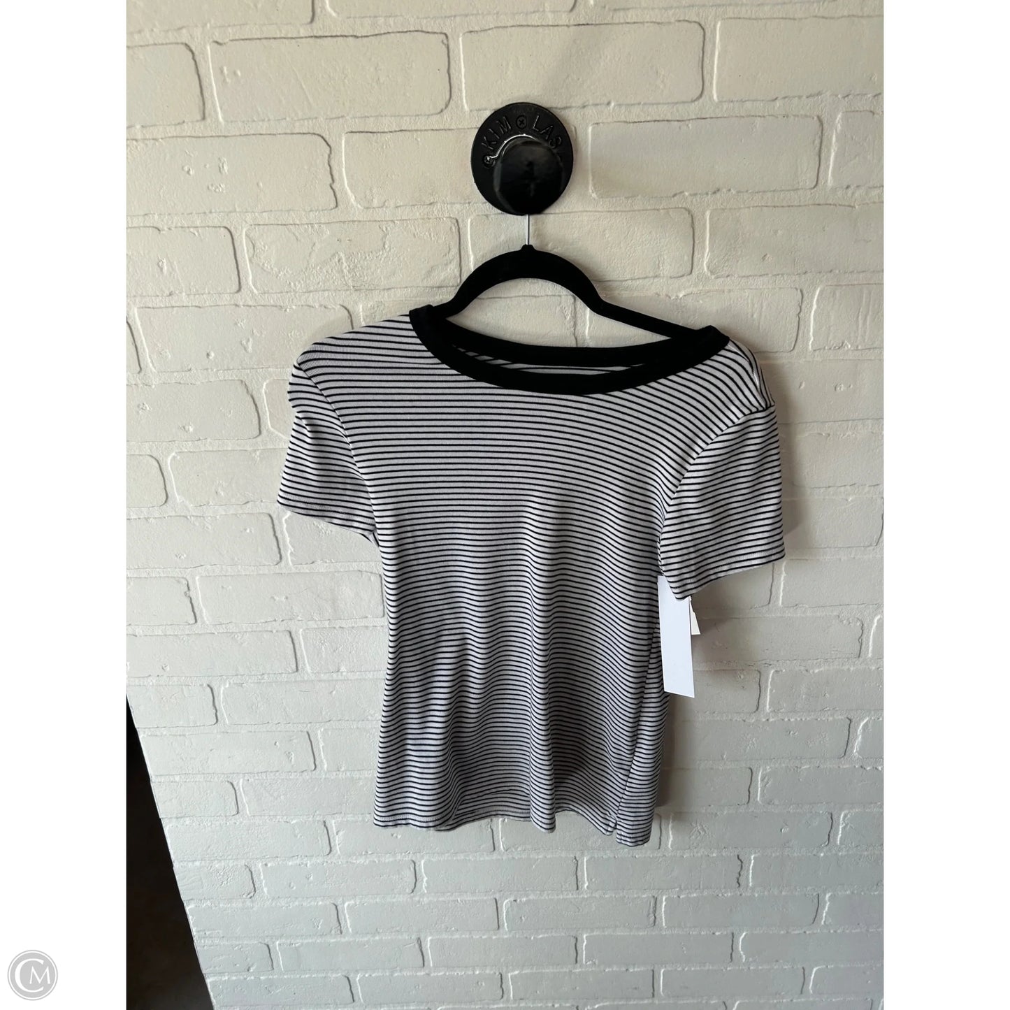 Top Short Sleeve Basic By Old Navy In Black & White, Size: S