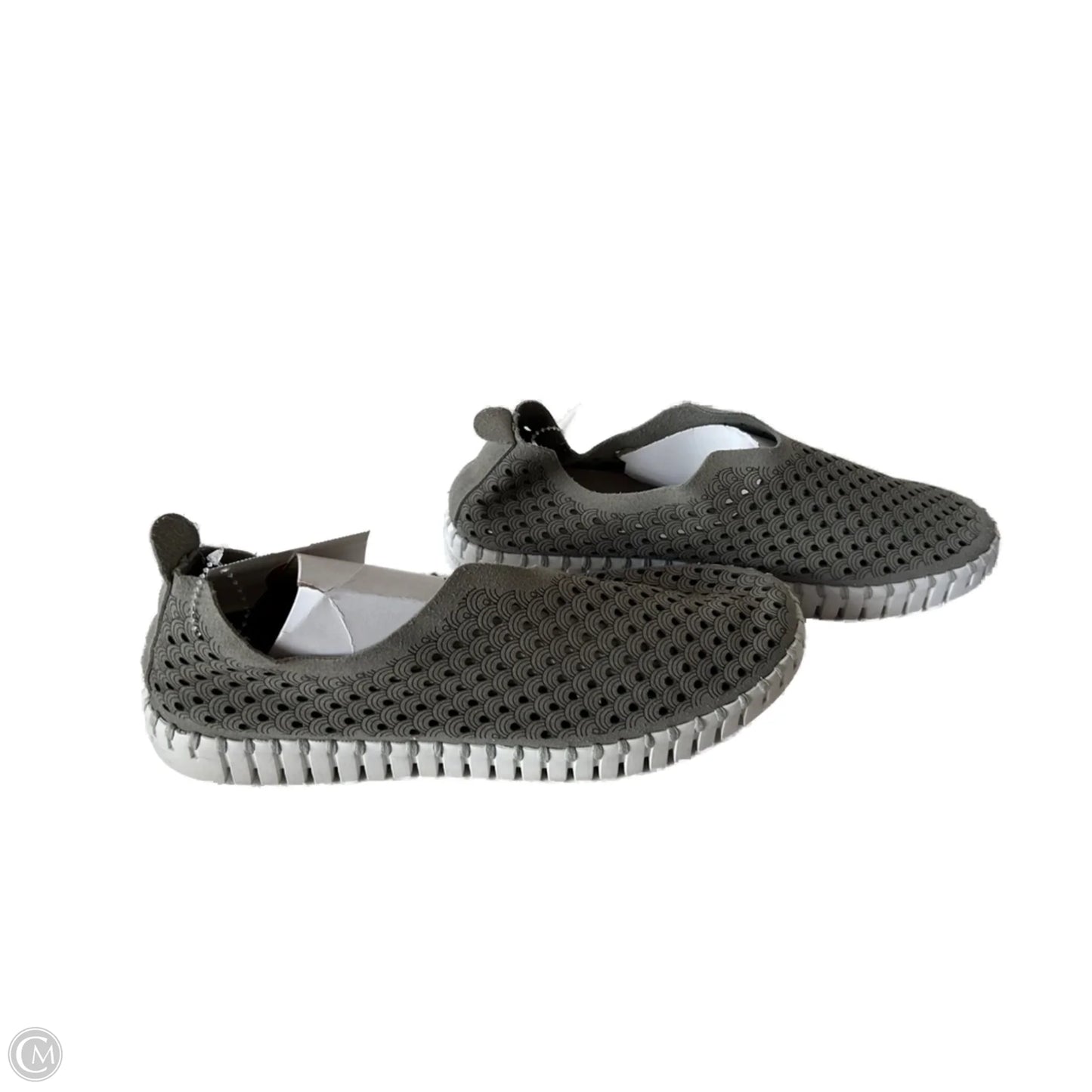 Shoes Sneakers By Clothes Mentor In Grey, Size: 9.5