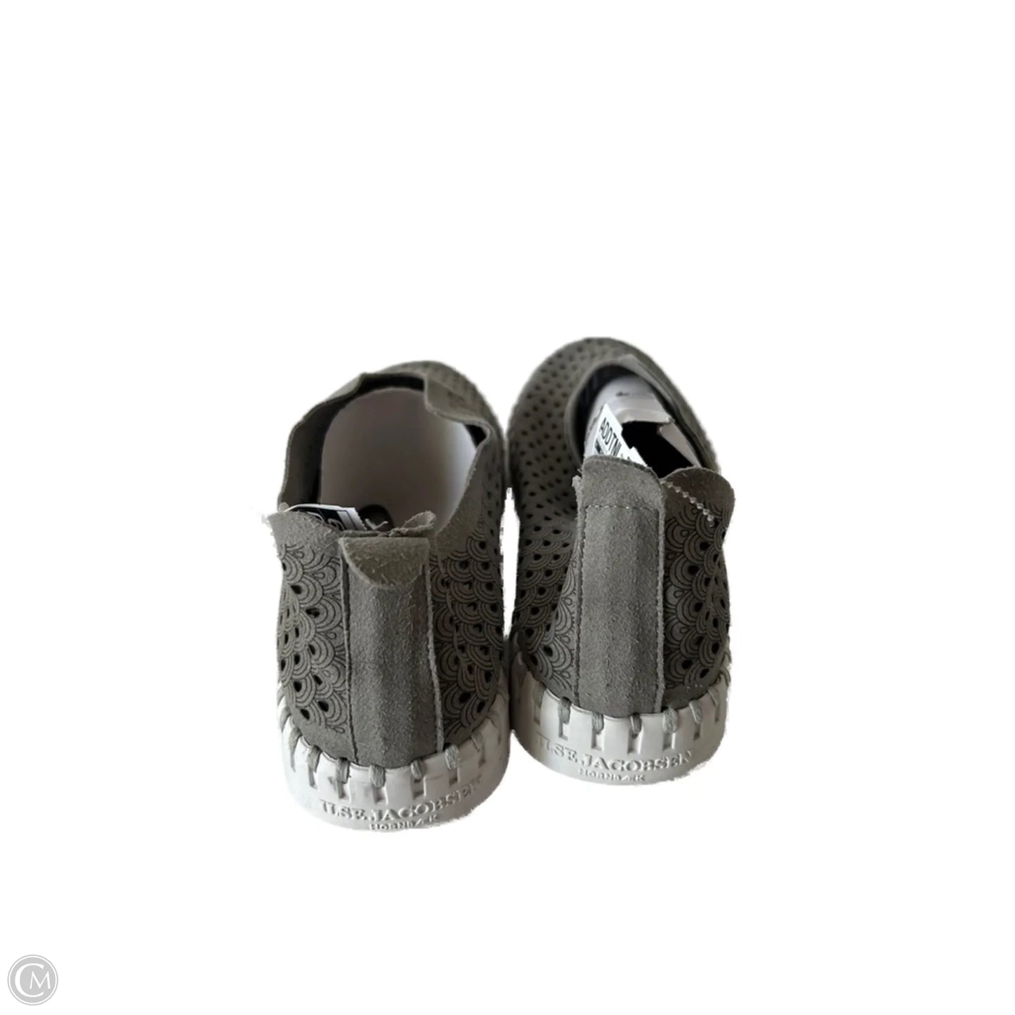 Shoes Sneakers By Clothes Mentor In Grey, Size: 9.5