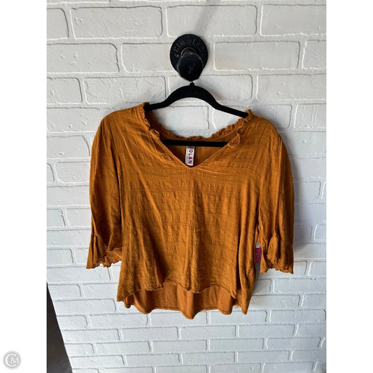 Top Short Sleeve By Dolan Left Coast In Orange, Size: L