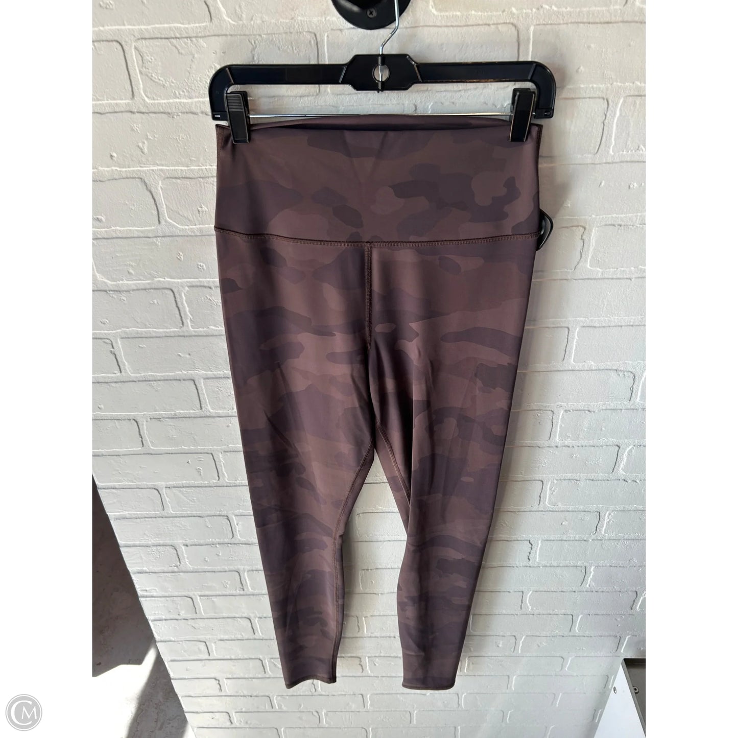 Athletic Leggings By Alo In Brown, Size: 12