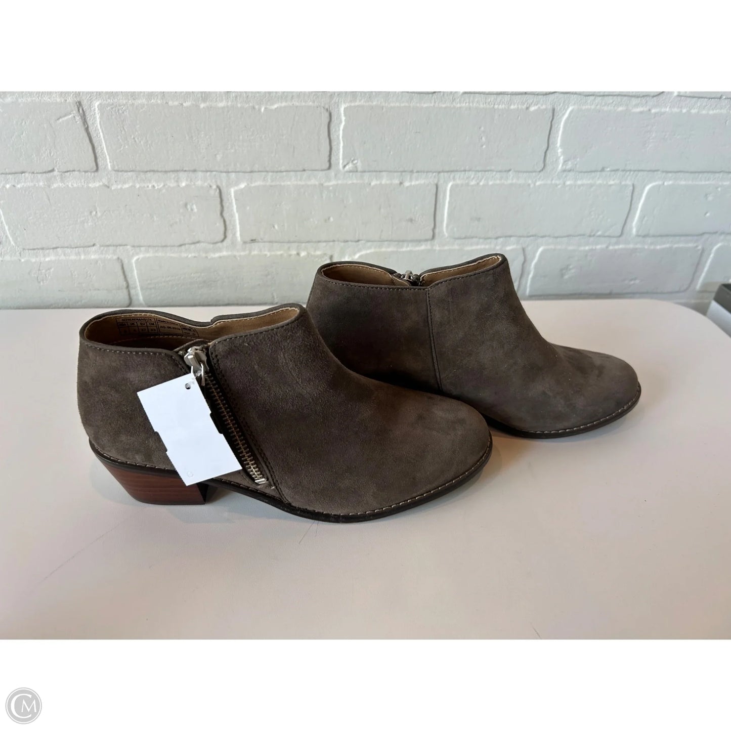 Boots Ankle Heels By Vionic In Grey, Size: 6
