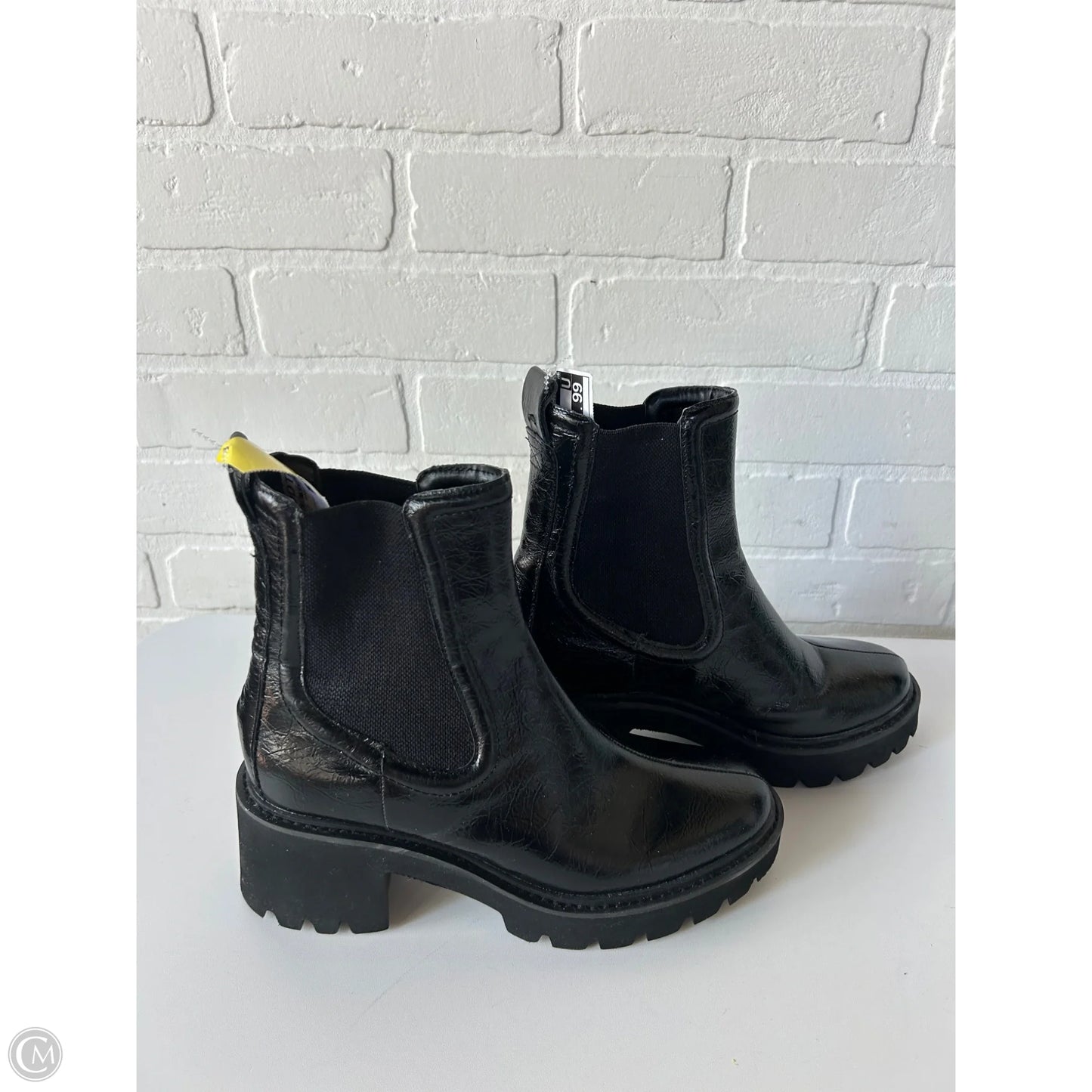 Boots Ankle Heels By Dolce Vita In Black, Size: 7