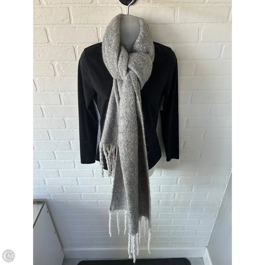 Scarf Winter By Clothes Mentor In Grey