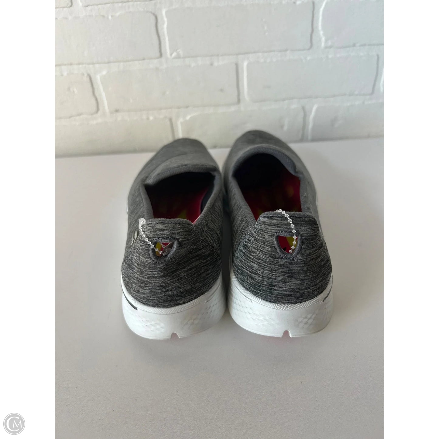 Shoes Sneakers By Skechers In Grey, Size: 8