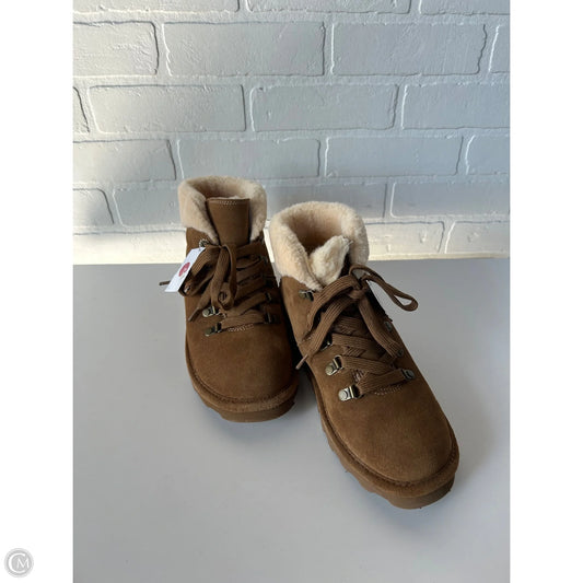 Boots Ankle Flats By Bearpaw In Brown, Size: 10