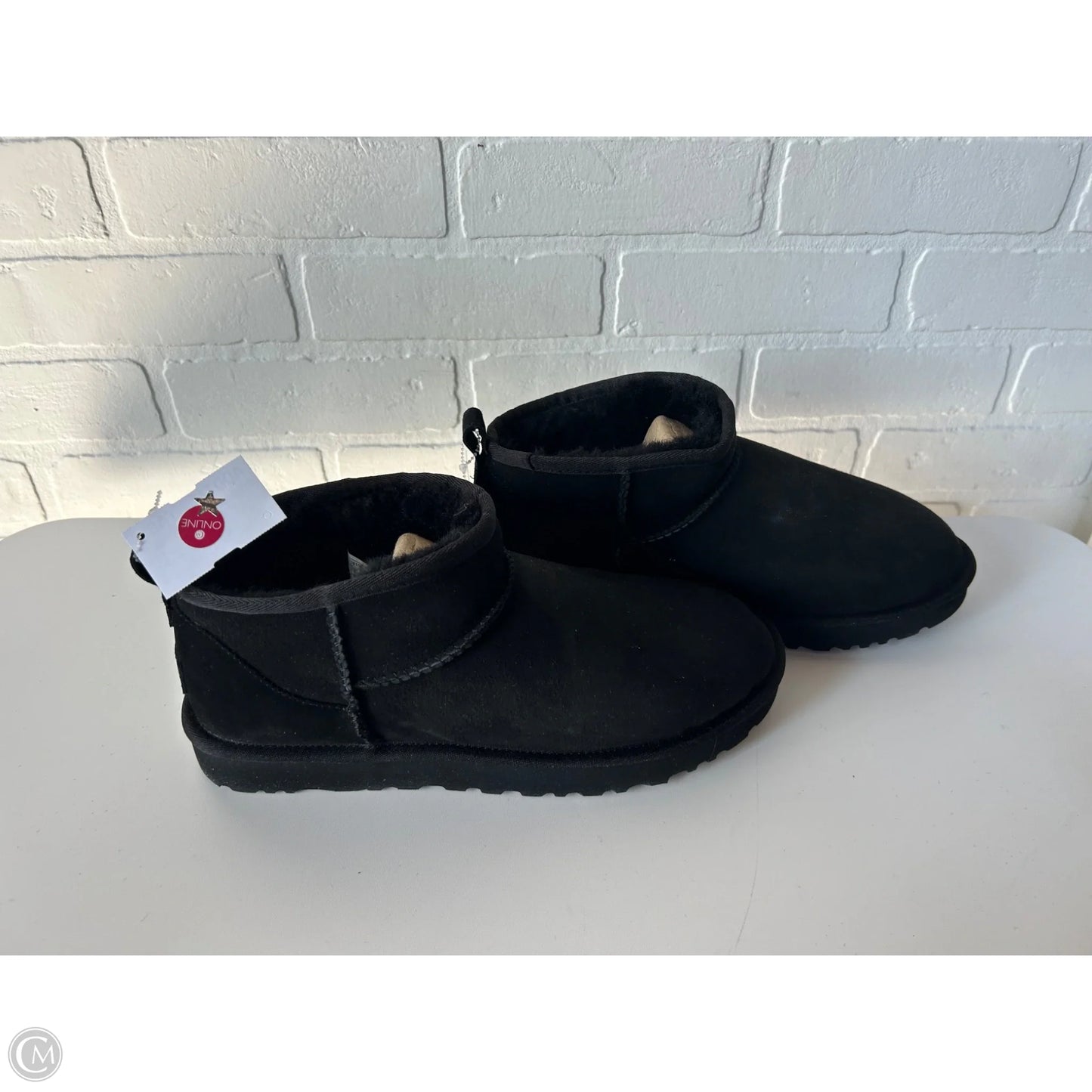 Boots Designer By Ugg In Black, Size: 11