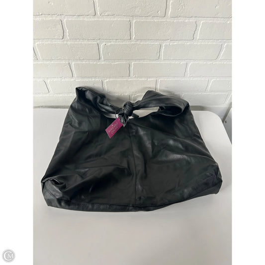 Tote By Clothes Mentor, Size: Medium