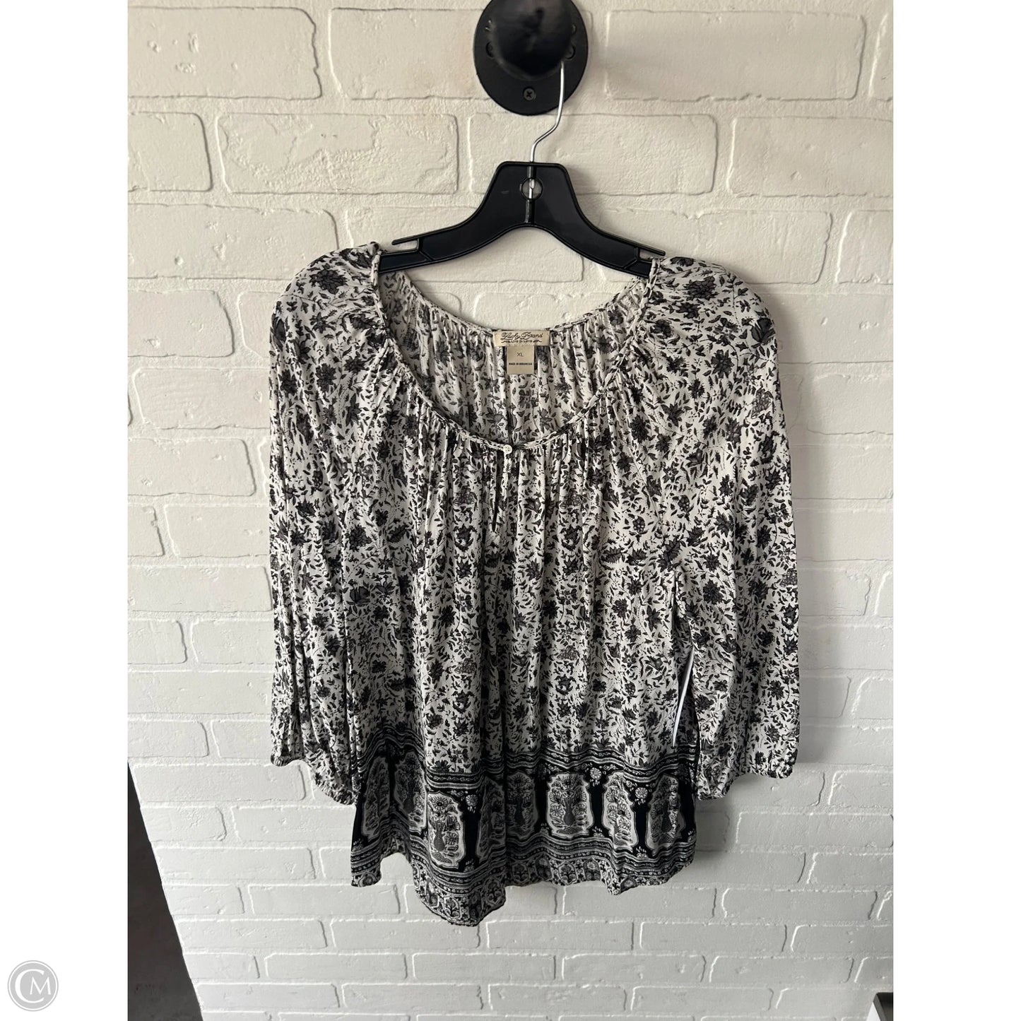 Top Long Sleeve By Lucky Brand In Grey & White, Size: Xl