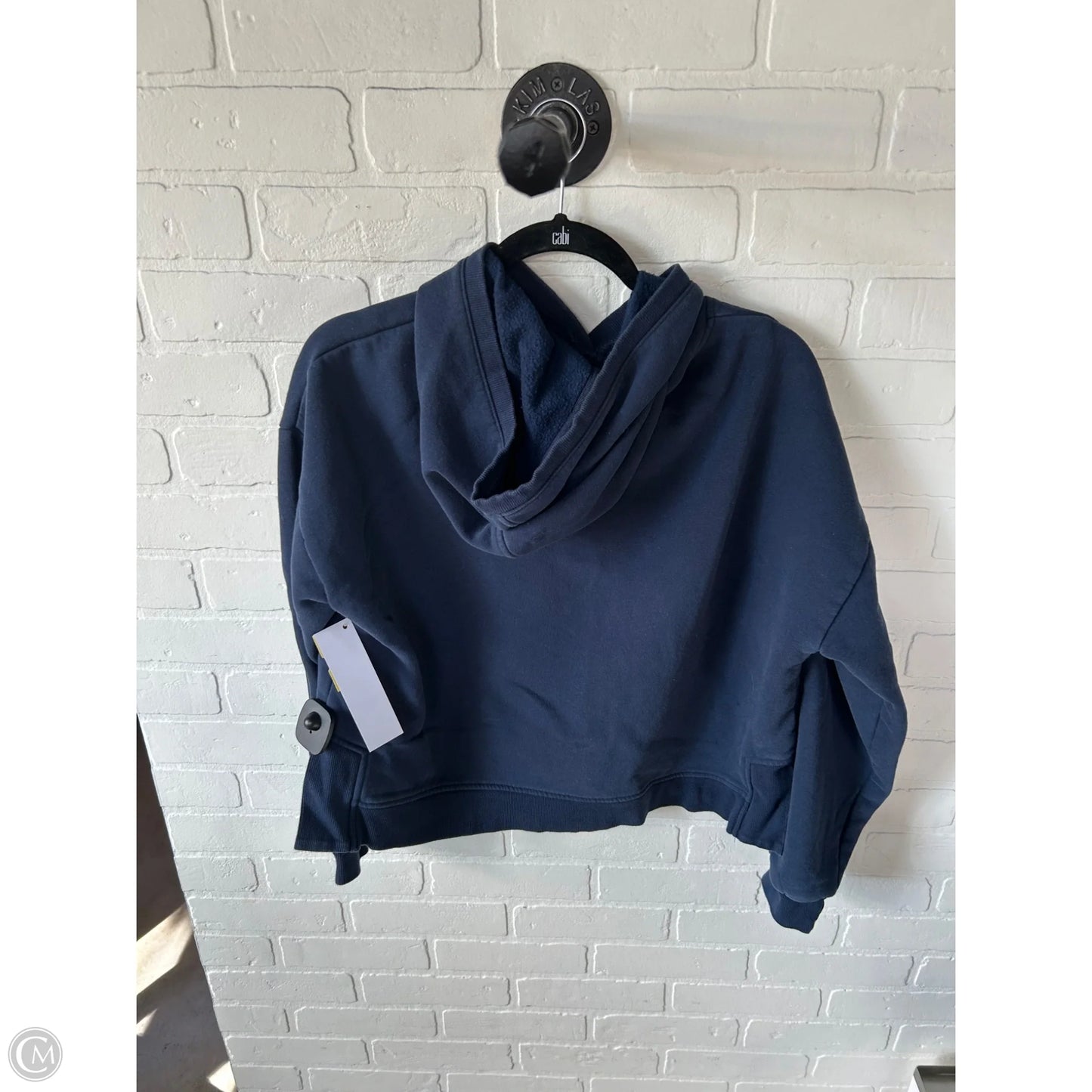 Sweatshirt Hoodie By Orvis In Navy, Size: M