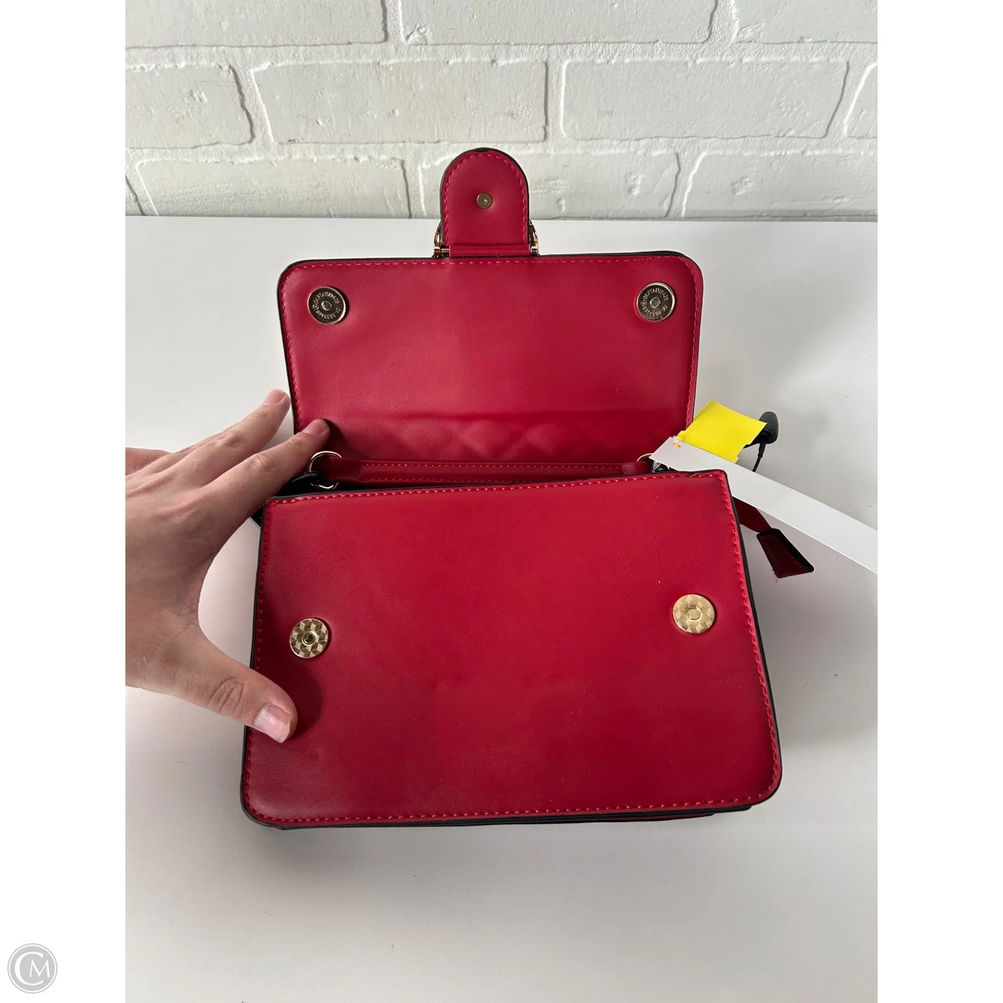 Crossbody By Clothes Mentor, Size: Medium