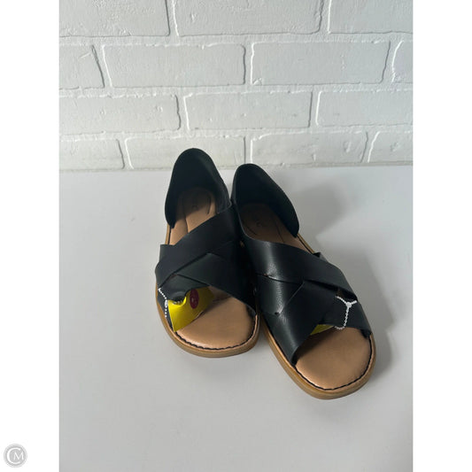 Sandals Flats By Boc In Black & Tan, Size: 9