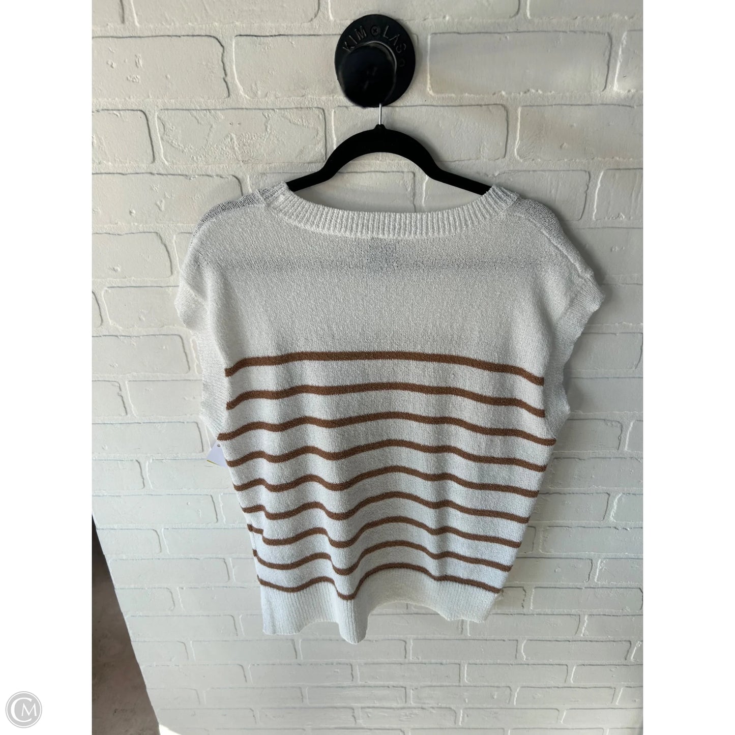 Vest Sweater By Bobeau In Tan & White, Size: L