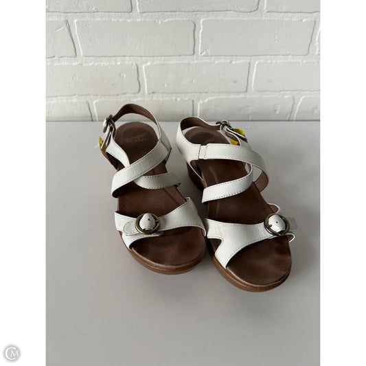 Sandals Heels Block By Dansko In White, Size: 6.5